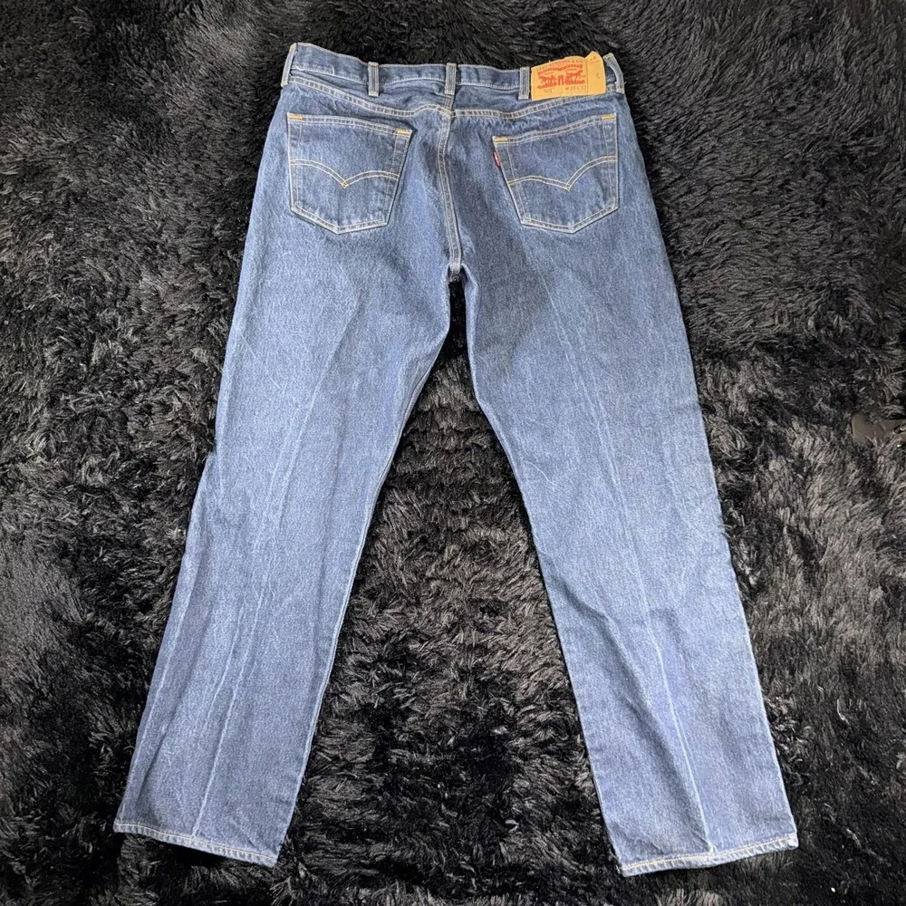 Levis 501 Jeans Mens 38x32 Blue‎ Button Fly Straight Leg Denim Waterless